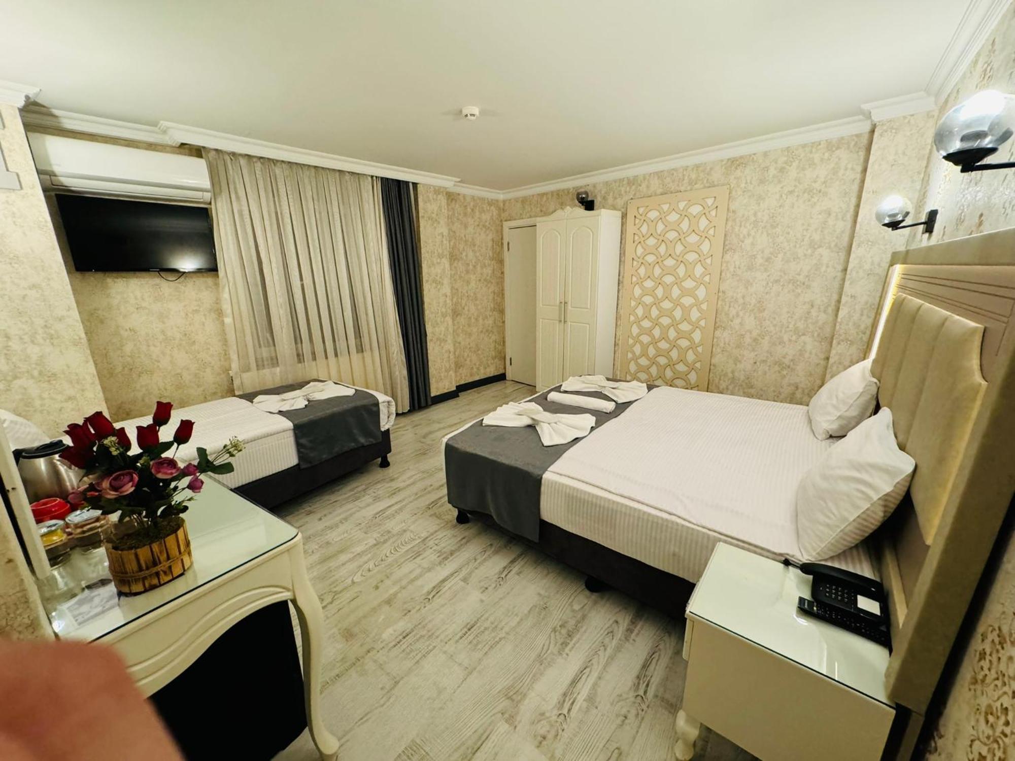 Old City Viva Hotel Istanbul Bagian luar foto
