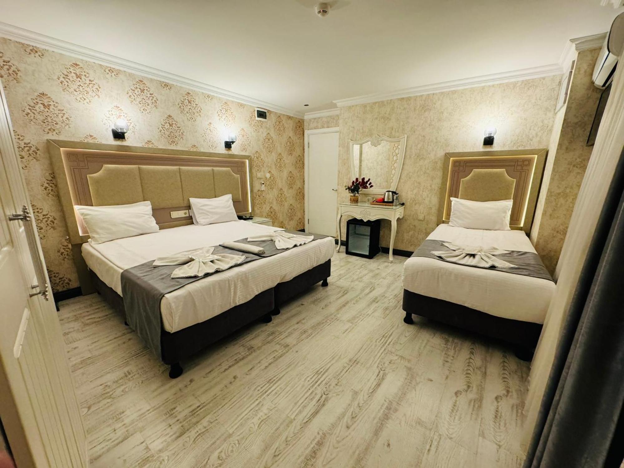 Old City Viva Hotel Istanbul Bagian luar foto