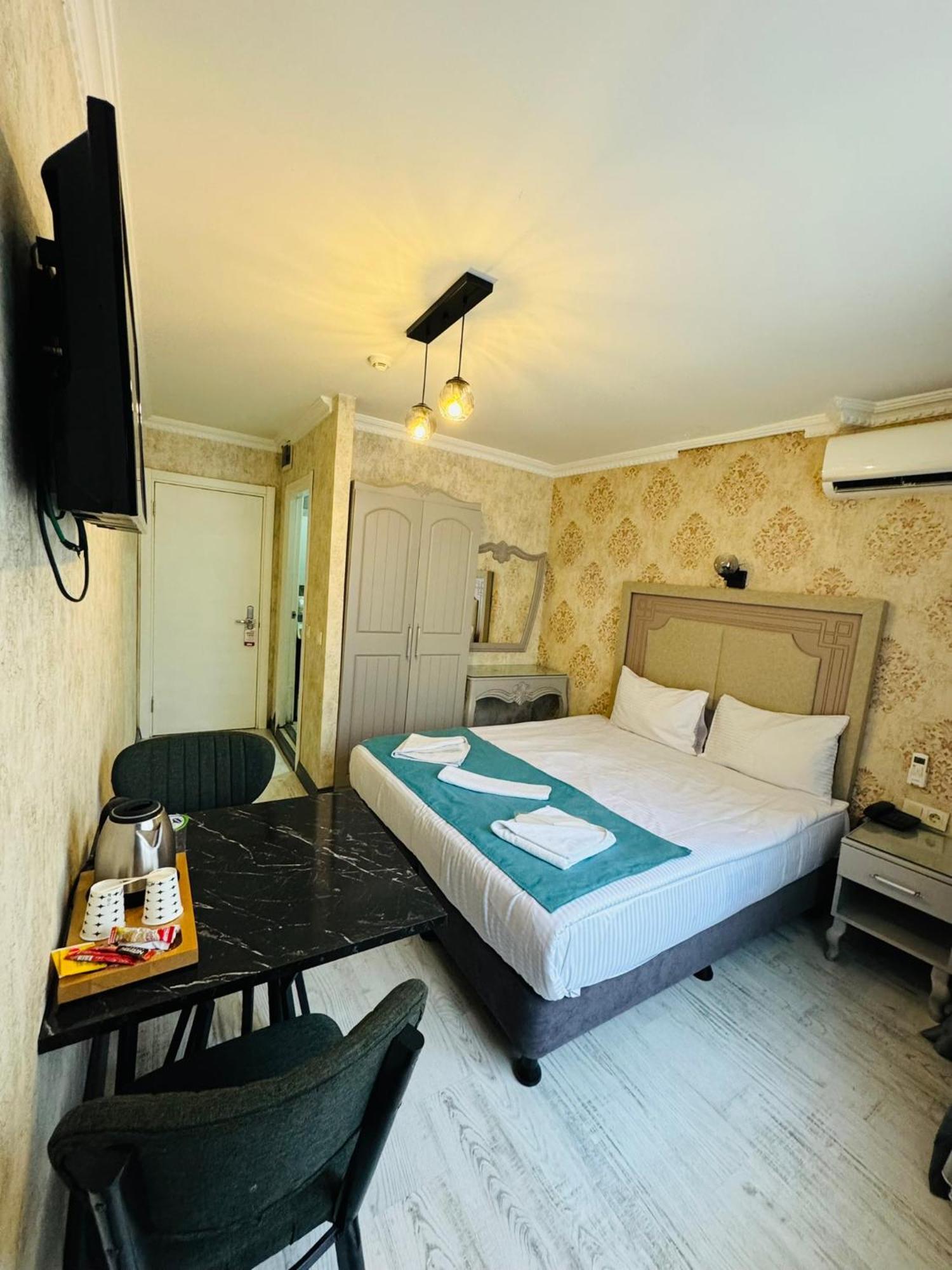 Old City Viva Hotel Istanbul Bagian luar foto