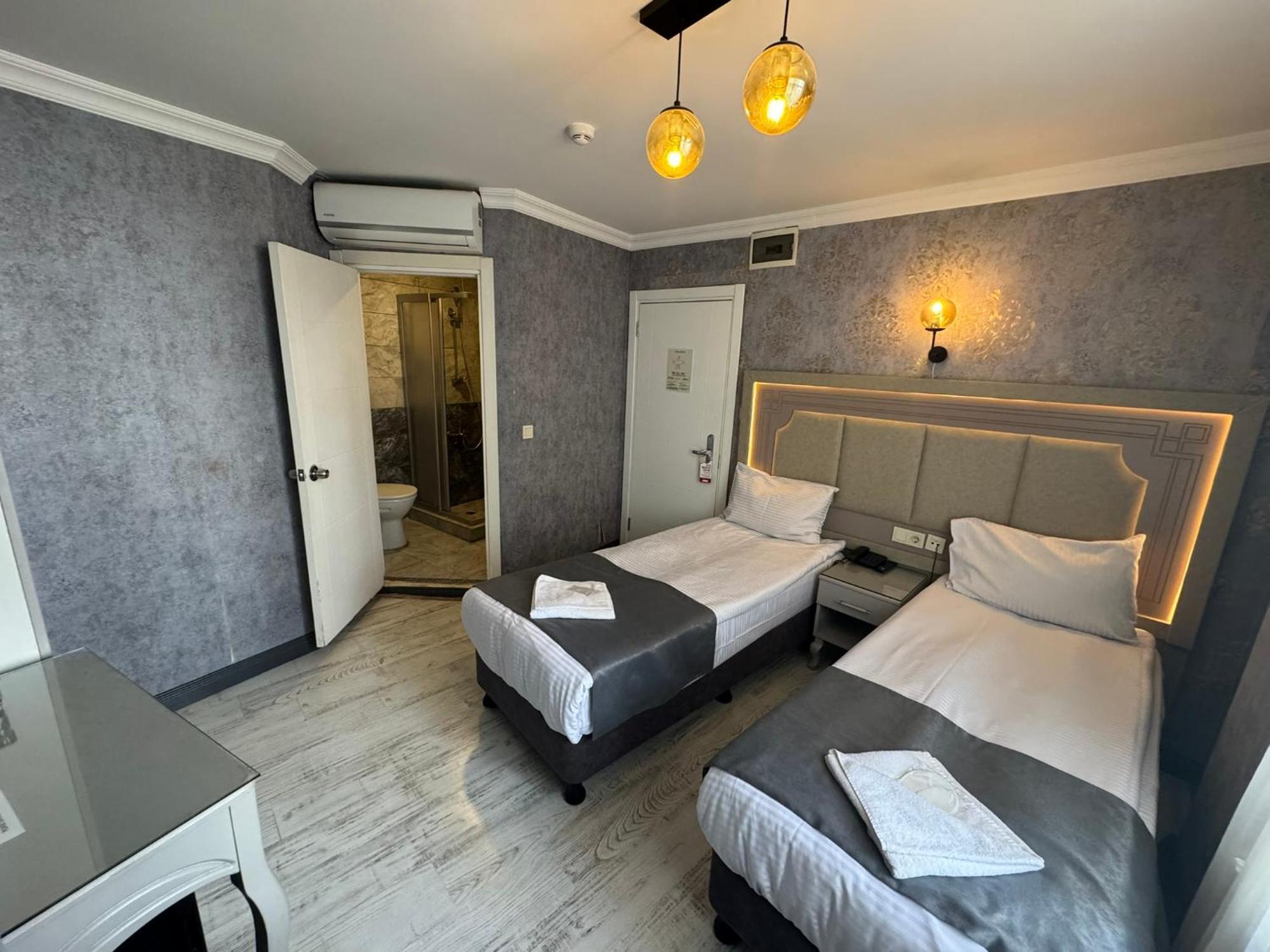 Old City Viva Hotel Istanbul Bagian luar foto